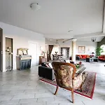 וילה Aetheria וולוס